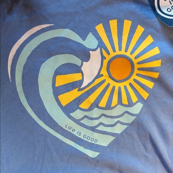 NWT Life Is Good Sky Blue Tee with Heart Sun and Wave - Picture 2 of 7